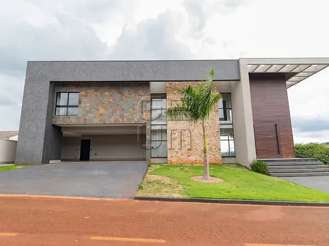 Casa com 800m² 5 quartos e 7 banheiros, à venda, no bairro Jardim Costa do Sol em Rolândia