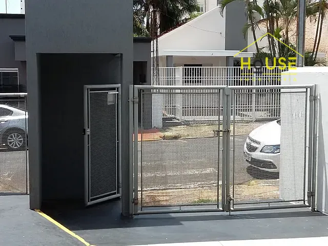 Casa com 500m² 3 quartos e 4 banheiros, para alugar, no bairro Patrimônio Novo em Votuporanga