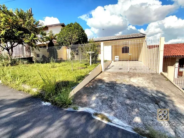 Casa 3 quartos e 2 banheiros, para alugar, no bairro Campo Comprido em Curitiba