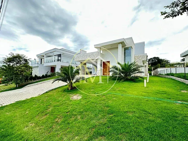 Casa com 1070m² 4 quartos e 4 banheiros, à venda, no bairro Kurumin em Itu