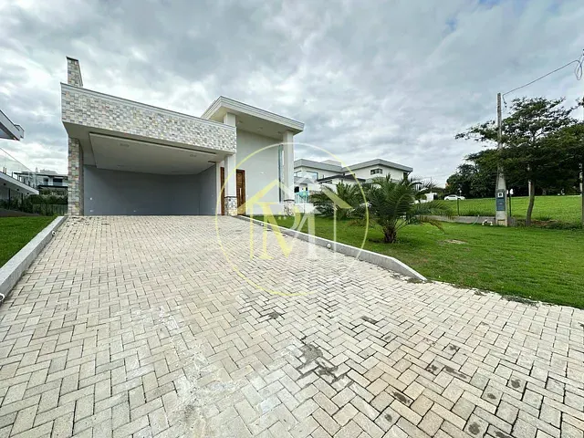 Casa com 1070m² 4 quartos e 4 banheiros, à venda, no bairro Kurumin em Itu