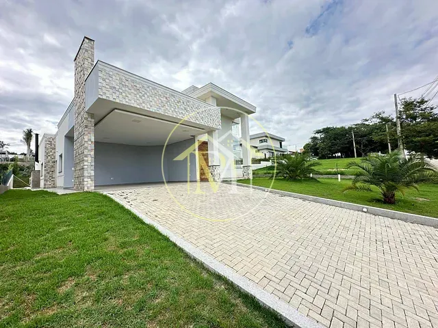 Casa com 1070m² 4 quartos e 4 banheiros, à venda, no bairro Kurumin em Itu