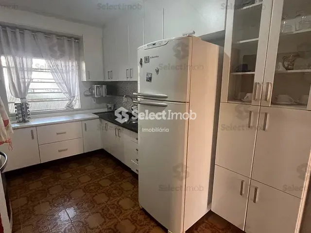 Casa com 239m² 2 quartos e 1 banheiro, à venda, no bairro Vila Bocaina em Mauá