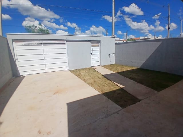 Casa com 200m² 2 quartos e 1 banheiro, à venda, no bairro Jardim Aurora em São João da Boa Vista