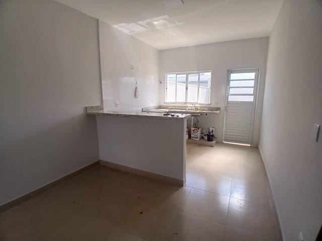 Casa com 200m² 2 quartos e 1 banheiro, à venda, no bairro Jardim Aurora em São João da Boa Vista