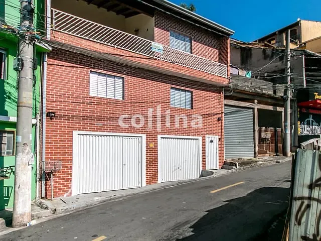 Casa à venda, no bairro Centro em Carapicuíba