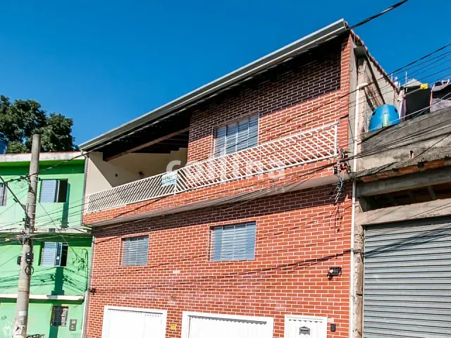 Casa à venda, no bairro Centro em Carapicuíba