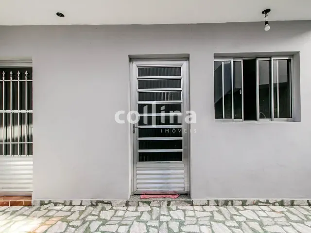 Casa à venda, no bairro Centro em Carapicuíba