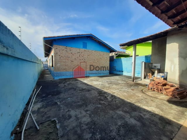 Casa com 300m², à venda, no bairro Chácara Galega em Pindamonhangaba
