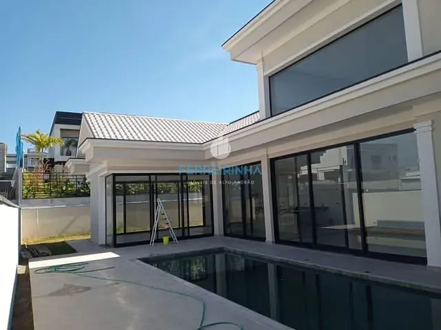 Casa com 700m² 4 quartos e 6 banheiros, à venda, no bairro Condomínio Reserva do Paratehy em São José dos Campos