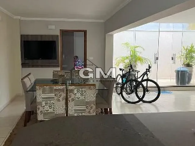 Casa 4 quartos e 4 banheiros, à venda, no bairro Parque São José  em Cravinhos