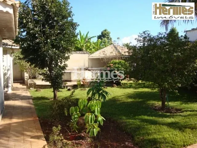 Casa com 372m² 3 quartos e 1 banheiro, à venda, no bairro Santa Terezinha em Paulínia