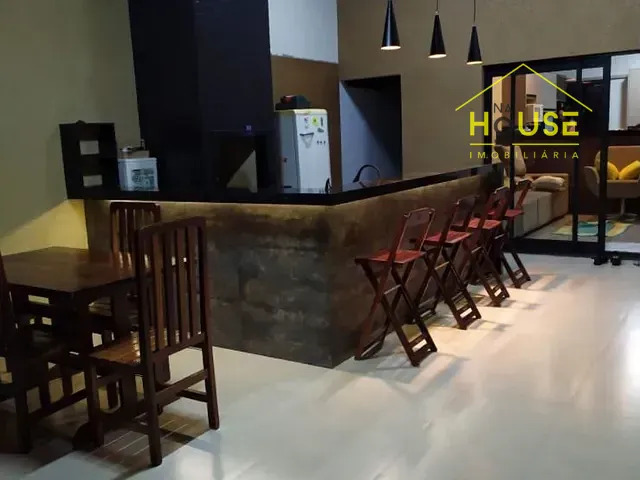 Casa 2 quartos e 2 banheiros, à venda, no bairro Parque Universitário em Fernandópolis
