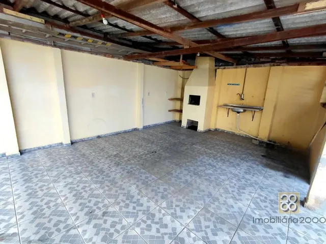 Casa 2 quartos e 1 banheiro, para alugar, no bairro Jardim Amelia em Pinhais