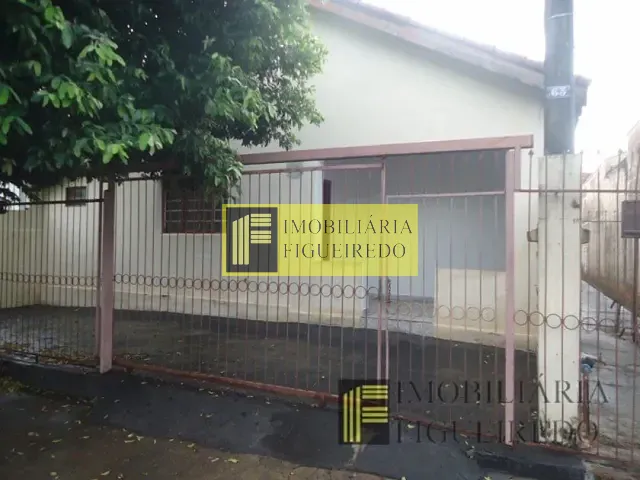 Casa com 300m² 5 quartos e 4 banheiros, à venda, no bairro Vila Santa Isabel em São José do Rio Preto