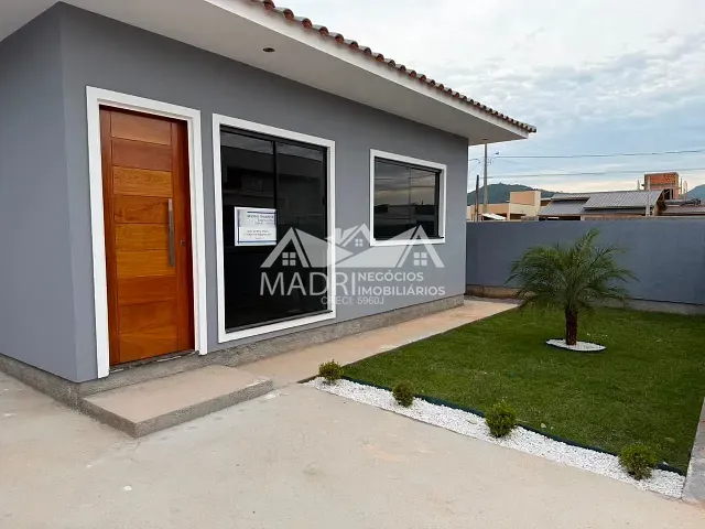 Casa 2 quartos e 2 banheiros, à venda, no bairro Guarda do Cubatão em Palhoça