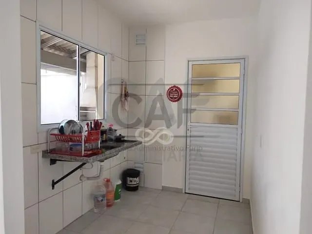 Casa com 140m² 2 quartos e 1 banheiro, para alugar, no bairro Residencial Van Den Broek em Holambra