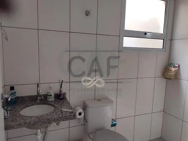Casa com 140m² 2 quartos e 1 banheiro, para alugar, no bairro Residencial Van Den Broek em Holambra