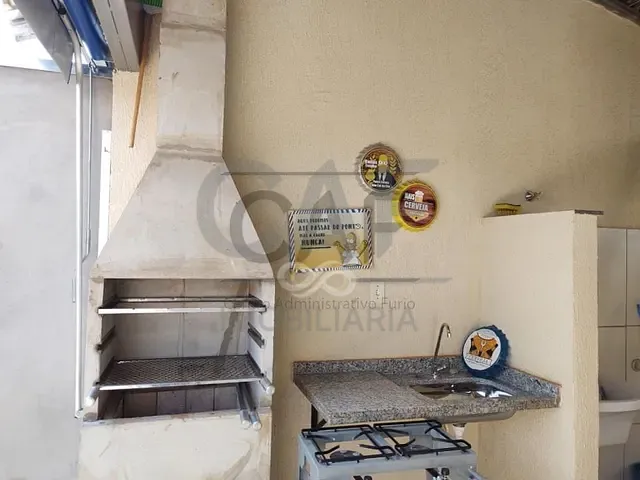 Casa com 140m² 2 quartos e 1 banheiro, para alugar, no bairro Residencial Van Den Broek em Holambra
