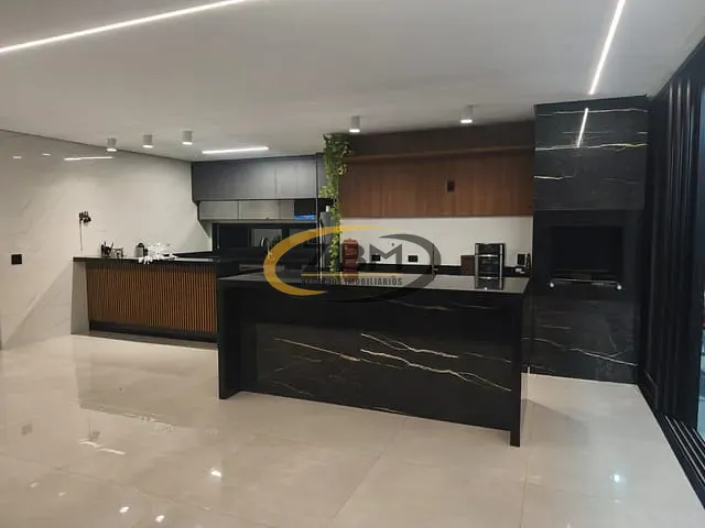 Casa com 256m² 3 quartos e 4 banheiros, à venda, no bairro Gleba Simon Frazer em Londrina