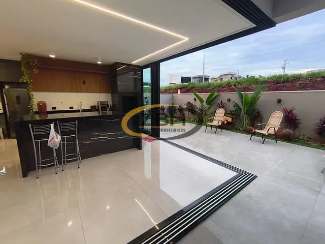 Casa com 256m² 3 quartos e 4 banheiros, à venda, no bairro Gleba Simon Frazer em Londrina