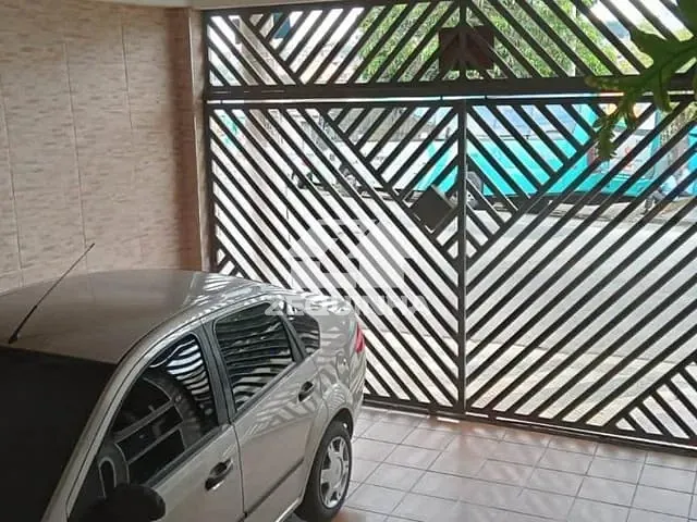 Casa com 125m² 3 quartos e 1 banheiro, à venda, no bairro Veloso em Osasco