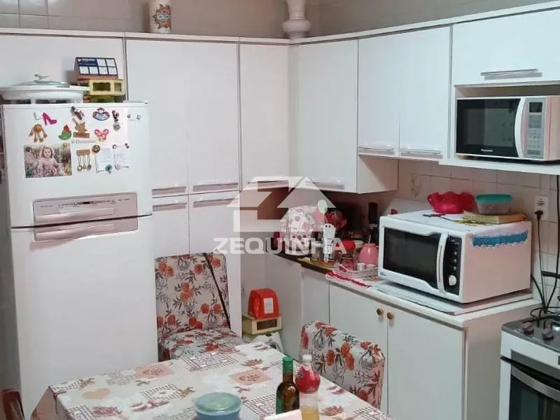 Casa, 3 quartos, 130 m² - Foto 2