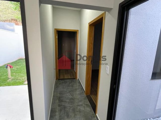 Casa com 200m², à venda, no bairro Residencial Vila Romana em Pindamonhangaba