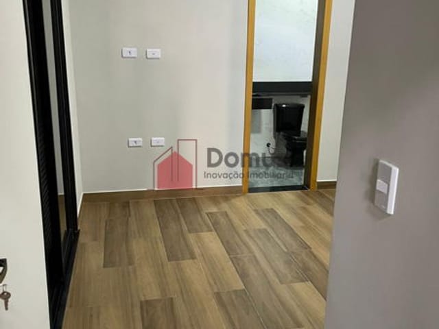 Casa com 200m², à venda, no bairro Residencial Vila Romana em Pindamonhangaba