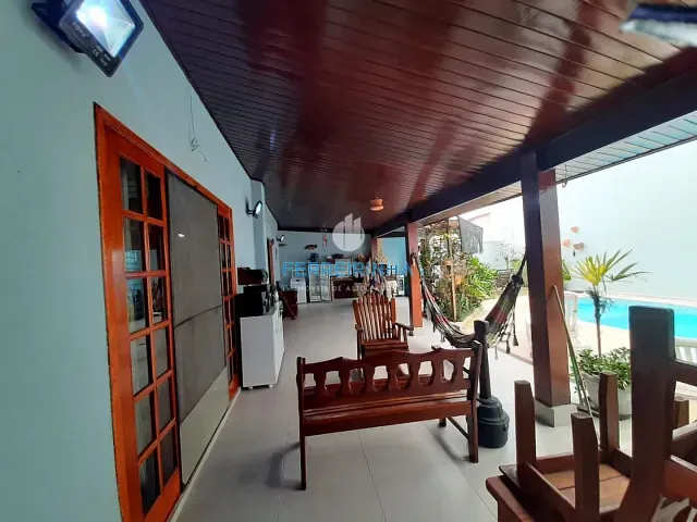 Casa 4 quartos e 4 banheiros, para alugar, no bairro Urbanova em São José dos Campos