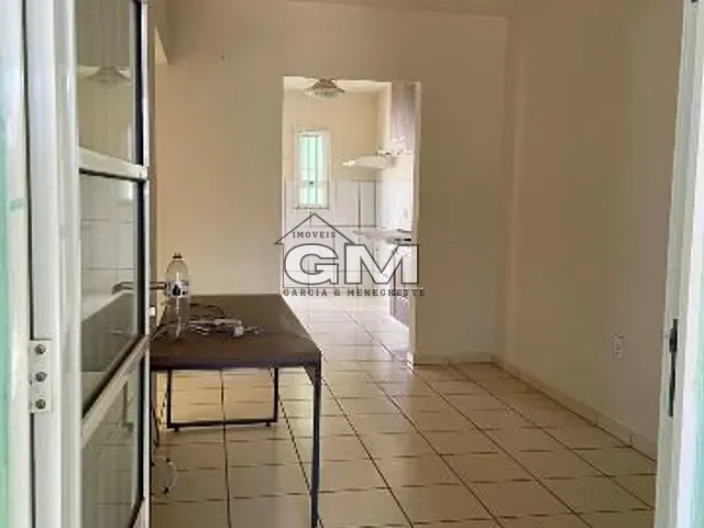 Casa 2 quartos e 1 banheiro, à venda, no bairro Jardim Cristo Redentor em Ribeirão Preto