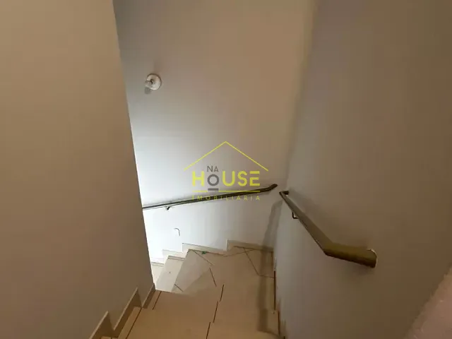 Sobrado 2 quartos e 1 banheiro, para alugar, no bairro Jardim Bom Clima em Votuporanga