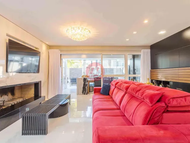 Casa com 220m² 3 quartos e 4 banheiros, à venda, no bairro Lomba do Pinheiro em Porto Alegre