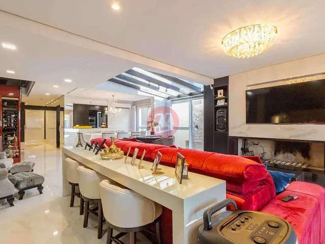 Casa com 220m² 3 quartos e 4 banheiros, à venda, no bairro Lomba do Pinheiro em Porto Alegre