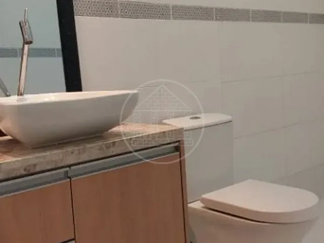 Casa com 940m² 3 quartos e 2 banheiros, à venda, no bairro Lagoa Grande em Embu-Guaçu