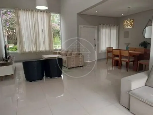 Casa com 940m² 3 quartos e 2 banheiros, à venda, no bairro Lagoa Grande em Embu-Guaçu