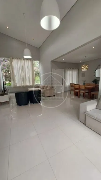 Casa, 3 quartos, 220 m² - Foto 1