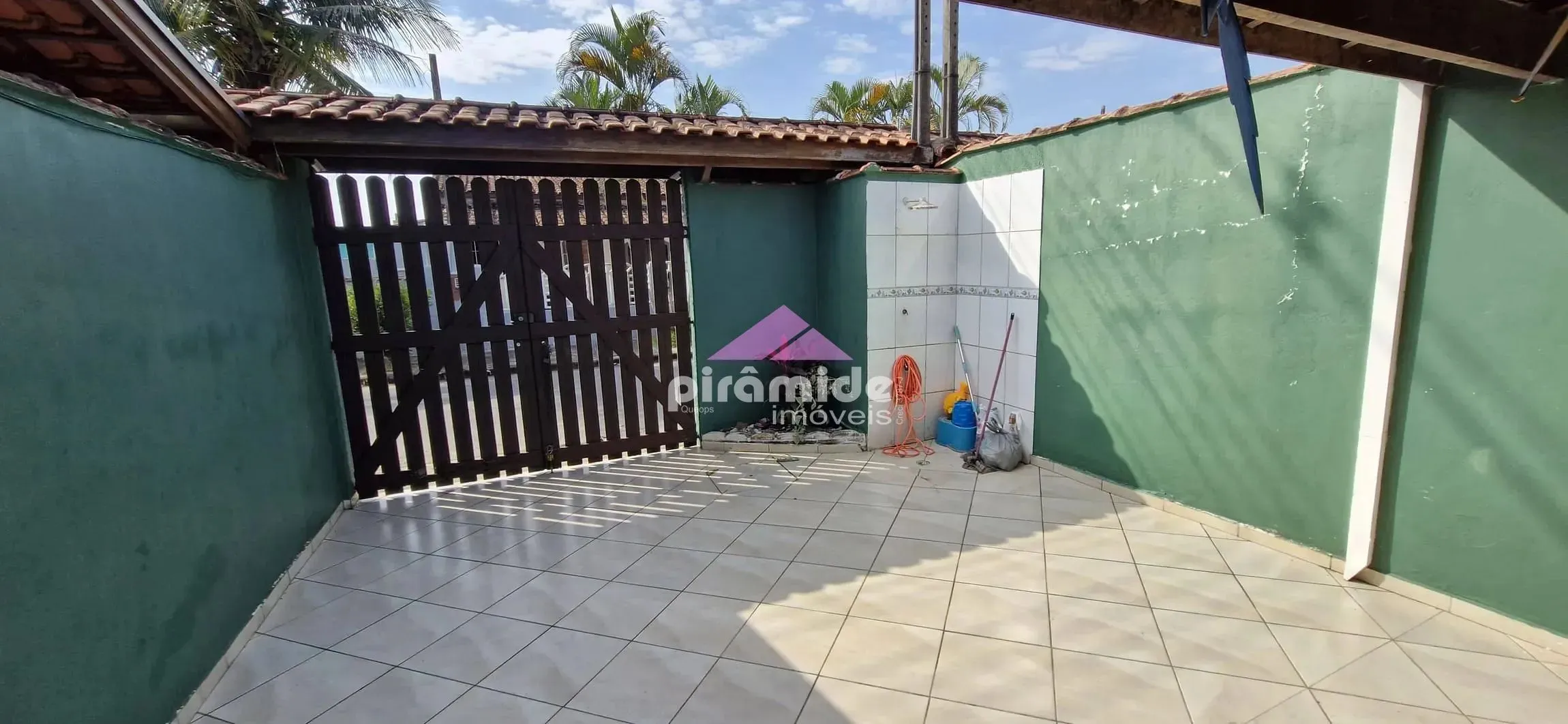 Casa, 2 quartos, 66 m² - Foto 1