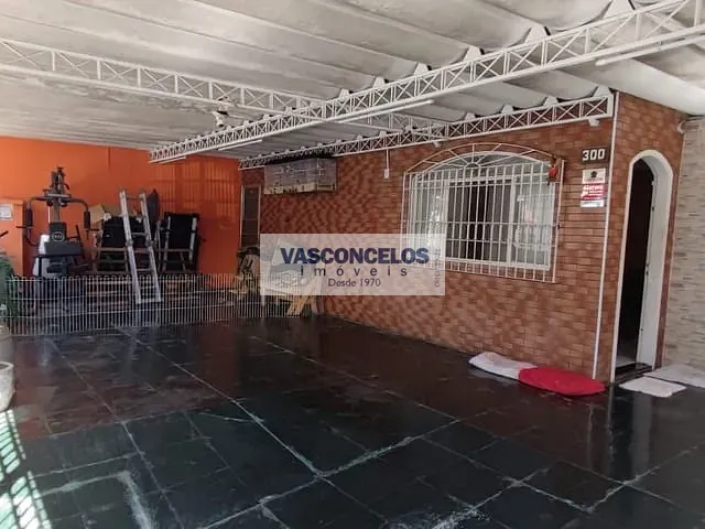 Casa com 206m² 3 quartos e 1 banheiro, à venda, no bairro Jardim Ismênia em São José dos Campos