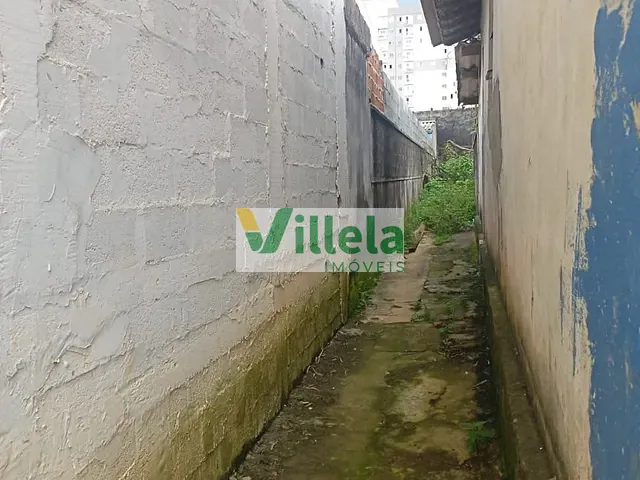 Casa com 350m² 2 quartos e 1 banheiro, à venda, no bairro Vila Idalina em Poá