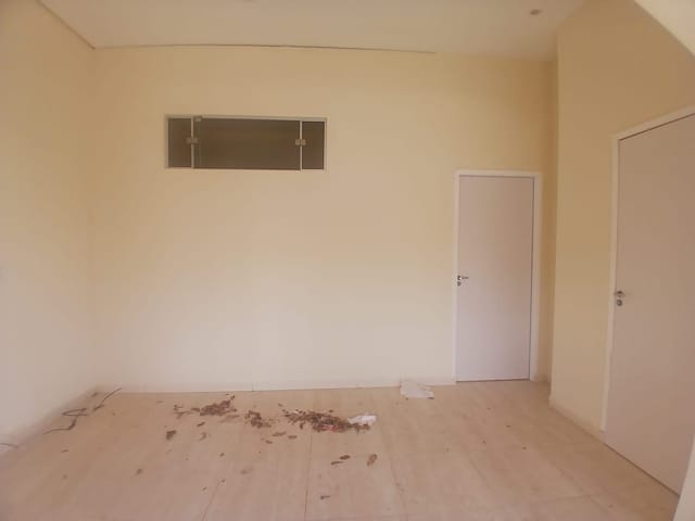 Casa 2 quartos e 1 banheiro, para alugar, no bairro Jardim dos Ipês III em São João da Boa Vista