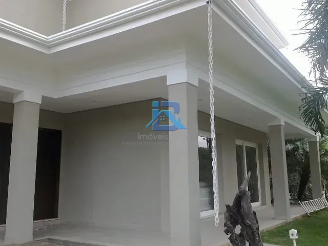 Casa com 1500m² 4 quartos e 3 banheiros, à venda ou para alugar, no bairro Ville Chamonix em Itatiba