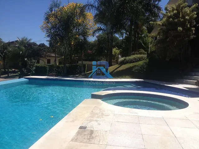 Casa com 1500m² 4 quartos e 3 banheiros, à venda ou para alugar, no bairro Ville Chamonix em Itatiba