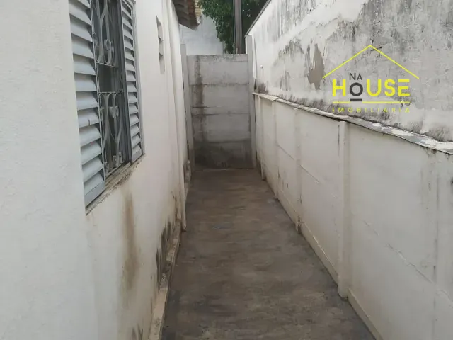 Casa 2 quartos e 1 banheiro, à venda, no bairro Vila América em Votuporanga