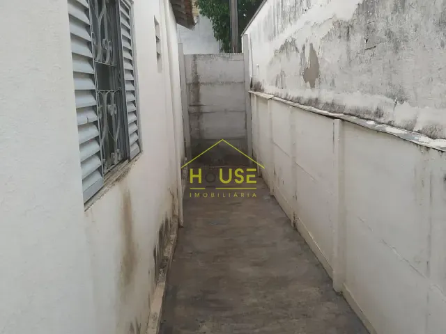 Casa 2 quartos e 1 banheiro, à venda, no bairro Vila América em Votuporanga