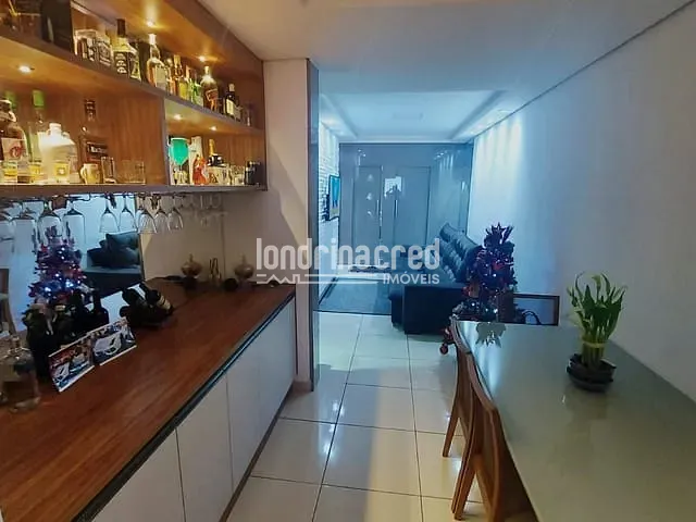 Casa com 200m² 3 quartos e 1 banheiro, à venda, no bairro Condomínio Moradas Londrina em Londrina