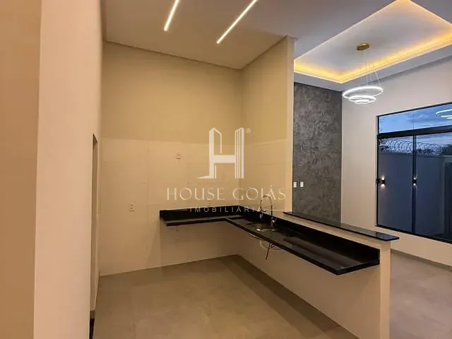 Casa com 125m² 2 quartos e 2 banheiros, à venda, no bairro Residencial Santa Fé I em Goiânia