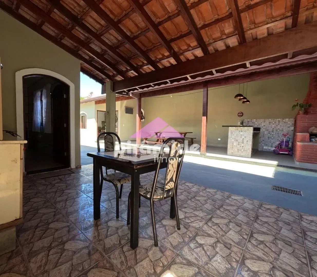 Casa, 3 quartos, 200 m² - Foto 2