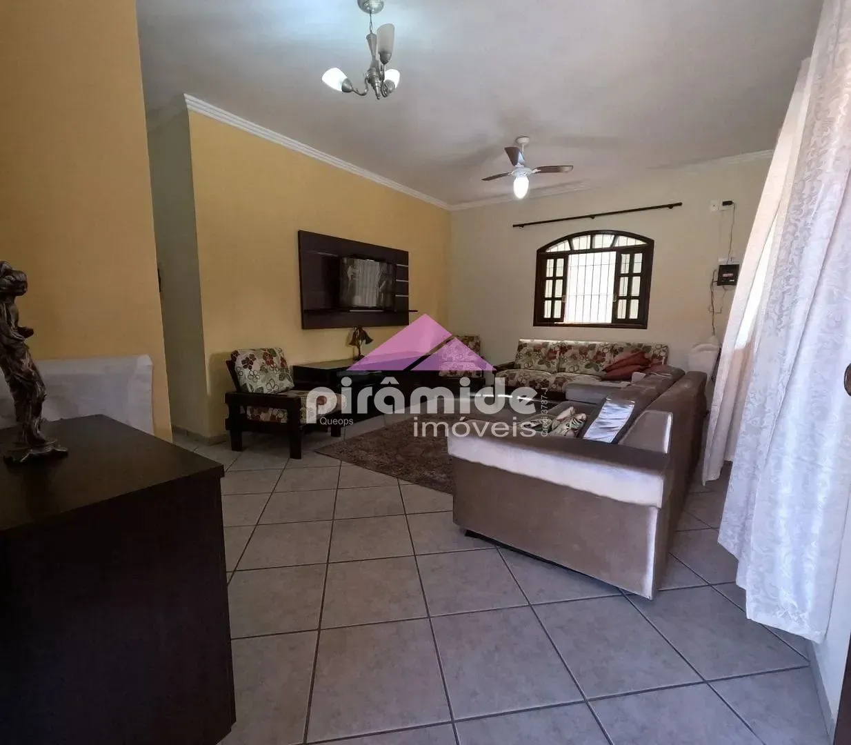 Casa, 3 quartos, 200 m² - Foto 3