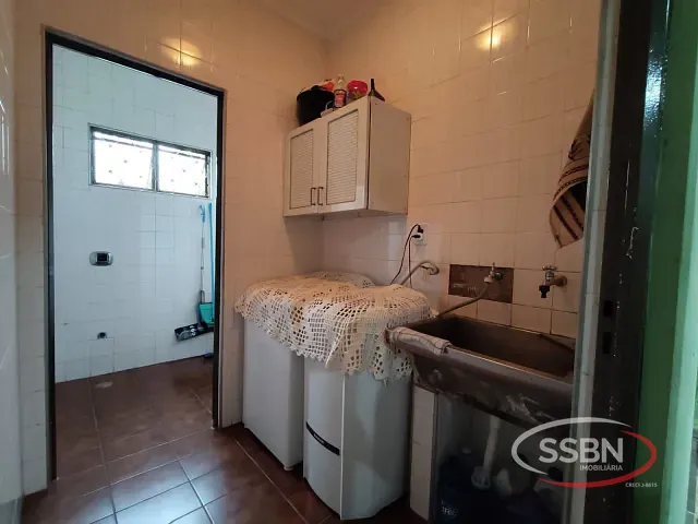 Casa 3 quartos e 1 banheiro, para alugar, no bairro Jardim Europa em Nova Odessa